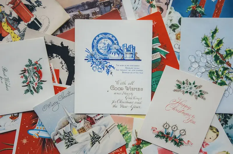 Client testimonial card display